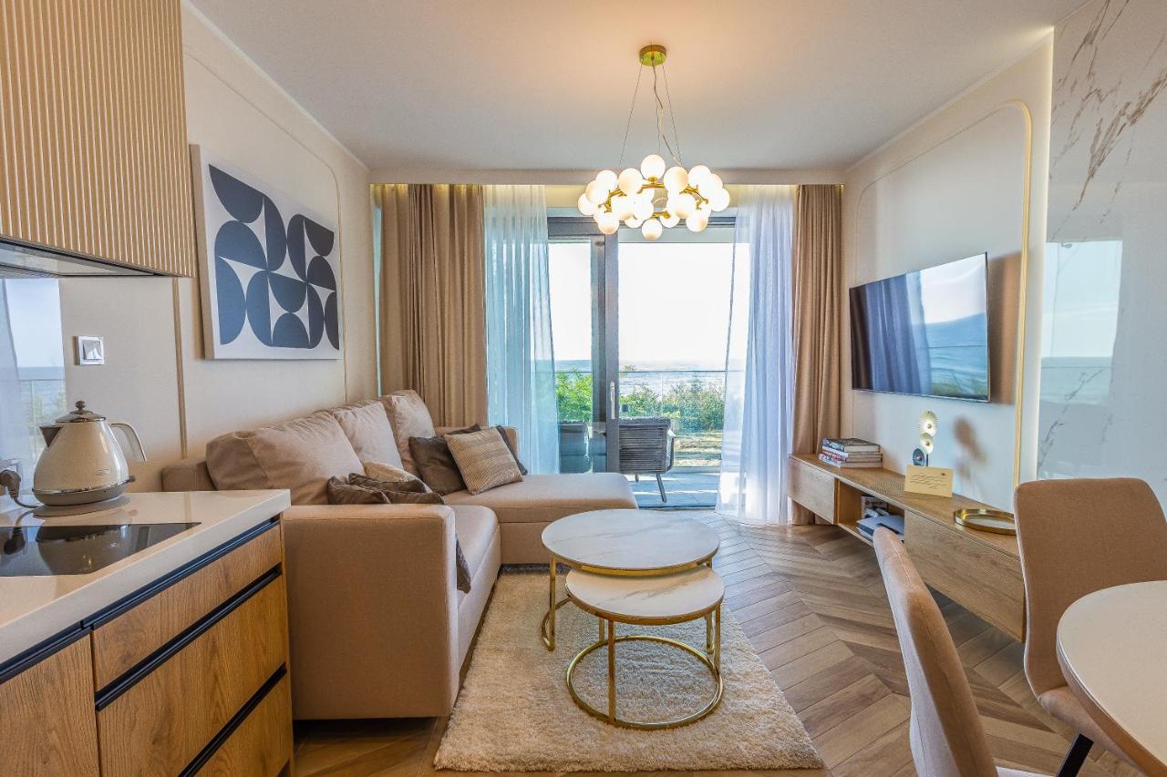 Baltic View Rewal 6-Pax Latte Apartment Exterior photo