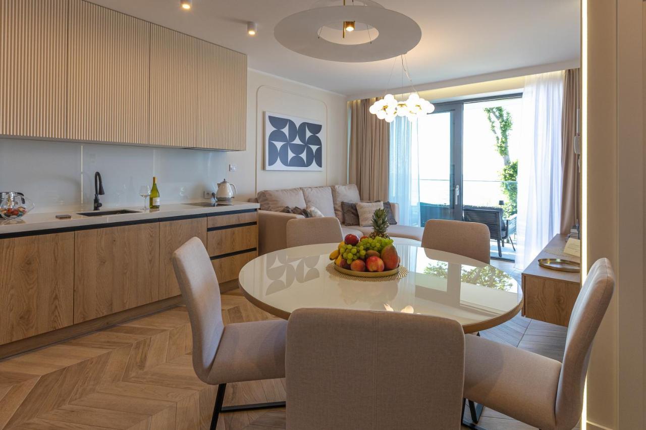 Baltic View Rewal 6-Pax Latte Apartment Exterior photo