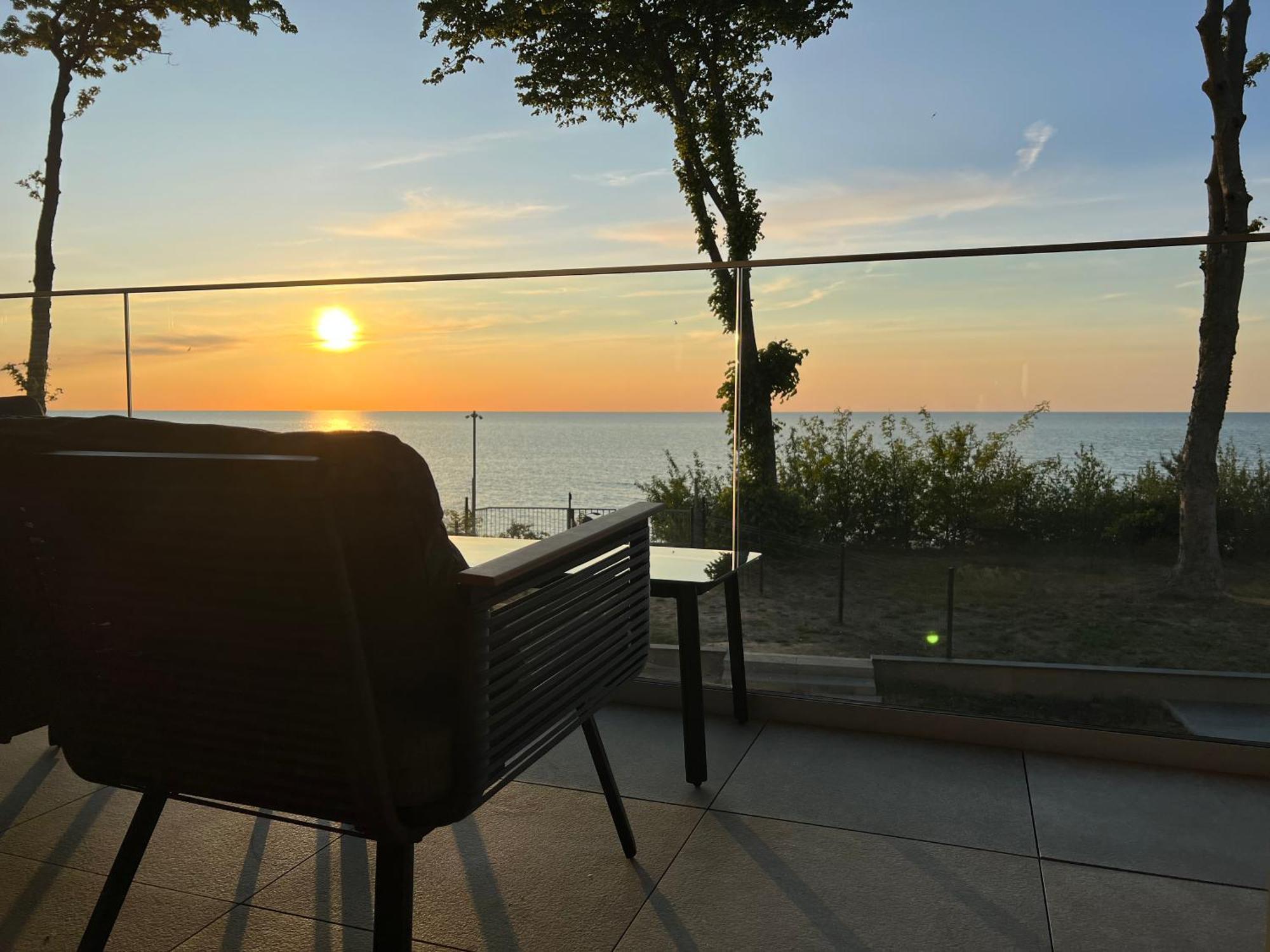 Baltic View Rewal 6-Pax Latte Apartment Exterior photo